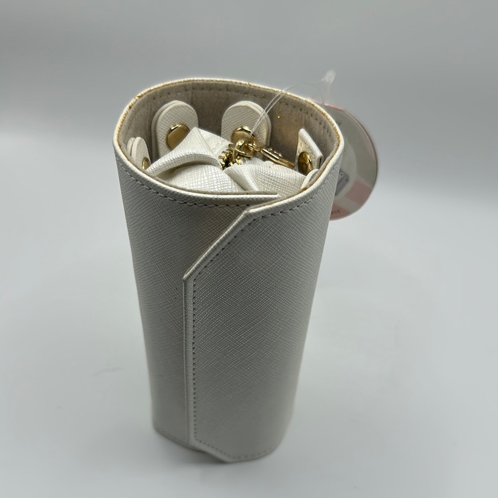 Audra Jewelry Roll for Travel White